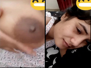 Desi Girl Shows Her Boobs On VC