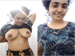 Desi Mallu Girl Shows Boobs