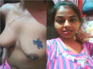 Desi Girl Shows Boobs and Pussy